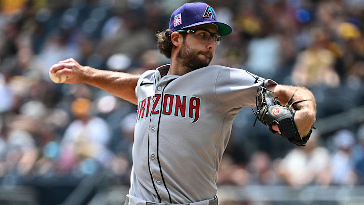 Arizona Diamondbacks v Pittsburgh Pirates