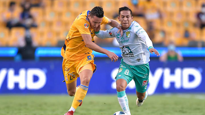 Tigres UANL v Leon - Torneo Apertura 2021 Liga MX