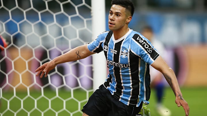 Atacante mostra bom futebol a cada partida