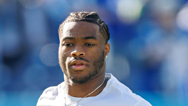Jalen Milroe of the Seattle Seahawks warming up
