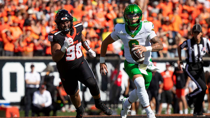 Oregon quarterback Dillon Gabriel