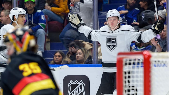 Los Angeles Kings v Vancouver Canucks