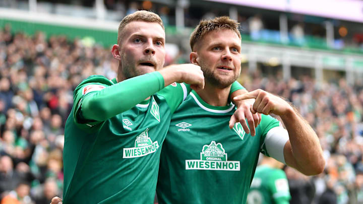 Ein Gewinner, ein (bisheriger) Verlierer: Werders Mittelstürmer Ducksch (l.) und Füllkrug (r.) beim gemeinsamen Jubel