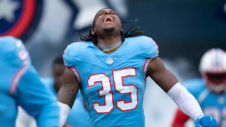 Tennessee Titans safety K'Von Wallace (35) takes the field before their game against the Houston Texans at Nissan Stadium in Nashville, Tenn., Sunday, Dec. 17, 2023.