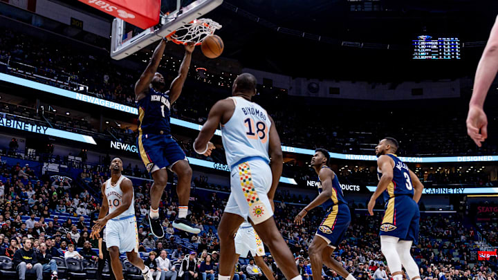 Feb 23, 2025; New Orleans, Louisiana, USA; New Orleans Pelicans forward Zion Williamson (1) dunks the ball against San Antonio Spurs center Bismack Biyombo (18) during the first half at Smoothie King Center. Mandatory Credit: Stephen Lew-Imagn Images Feb 23, 2025; New Orleans, Louisiana, USA; New Orleans Pelicans forward Zion Williamson (1) dunks the ball against San Antonio Spurs center Bismack Biyombo (18) during the first half at Smoothie King Center. Mandatory Credit: Stephen Lew-Imagn Images