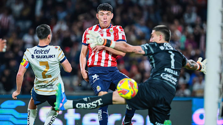 Luis Gabriel Rey encontró un rechace de Álex Padilla para darle el triunfo al Rebaño Sagrado Luis Gabriel Rey encontró un rechace de Álex Padilla para darle el triunfo al Rebaño Sagrado