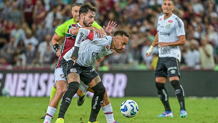 Santos x Fluminense se enfrentam pelo Brasileirão 2025