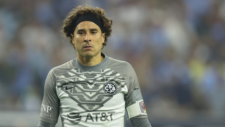Junto a Luis Fuentes, Guillermo Ochoa ha jugado todos los minutos del Apertura 2022 con el América.