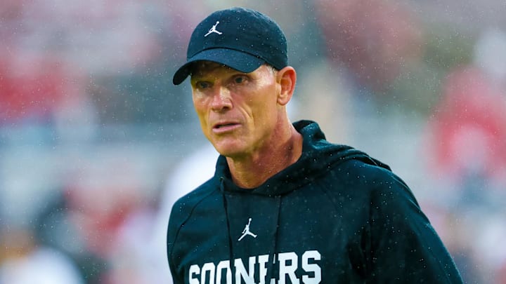 Oklahoma head coach Brent Venables