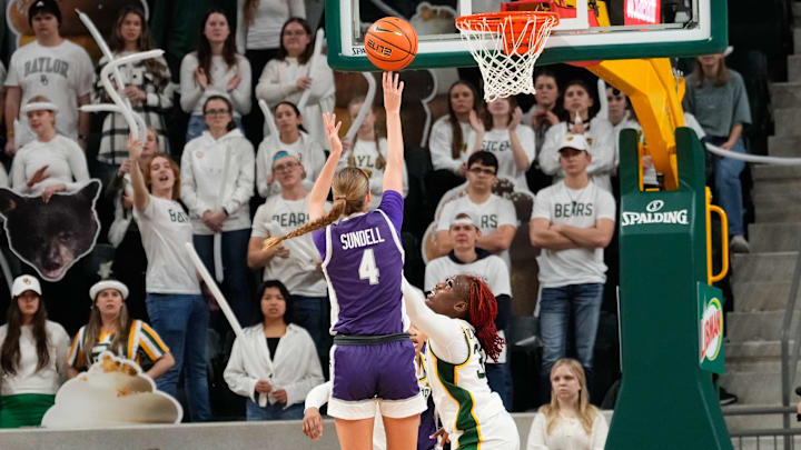 Jan 22, 2024; Waco, Texas, USA; Kansas State Wildcats guard Serena Sundell (4) scores a basket against Baylor.