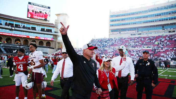 Texas Tech Red Raiders head coach Joey McGuire and wife Debbie Mandatory Credit: Michael C. Johnson-Imagn Images Texas Tech Red Raiders head coach Joey McGuire and wife Debbie Mandatory Credit: Michael C. Johnson-Imagn Images