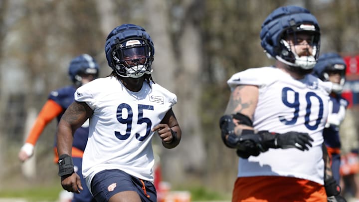 Chicago Bears defensive line Shemar Turner (95) warms up during the Rookie Minicamp at Halas Hall. Chicago Bears defensive line Shemar Turner (95) warms up during the Rookie Minicamp at Halas Hall.