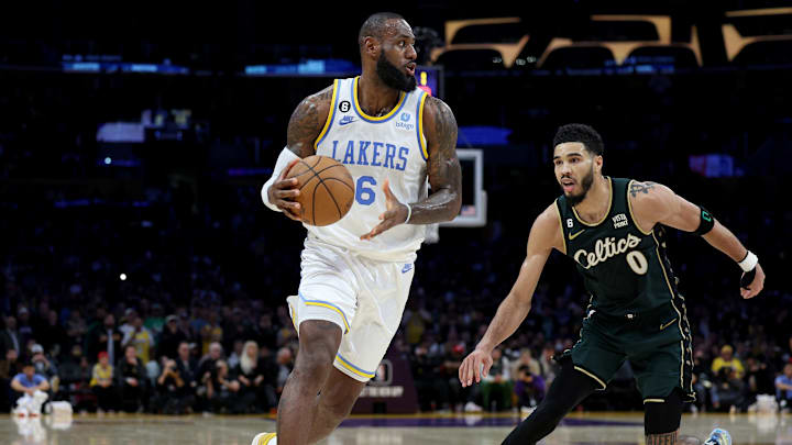 LeBron James y Jayson Tatum son las máximas estrellas de Lakers y Celtics en esta temporada de NBA