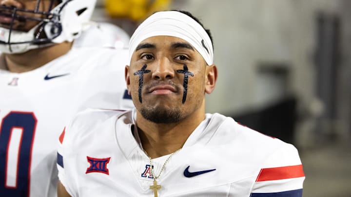 Arizona Wildcats quarterback Noah Fifita (1) against the Arizona State Sun Devils during the 99th.