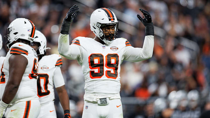Cleveland Browns v Las Vegas Raiders