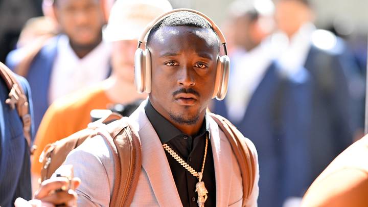 Texas Longhorns running back Quintrevion Wisner (5) arrives at the stadium before the game between the Texas Longhorns and the Oklahoma Sooners at the Cotton Bowl. Texas Longhorns running back Quintrevion Wisner (5) arrives at the stadium before the game between the Texas Longhorns and the Oklahoma Sooners at the Cotton Bowl.