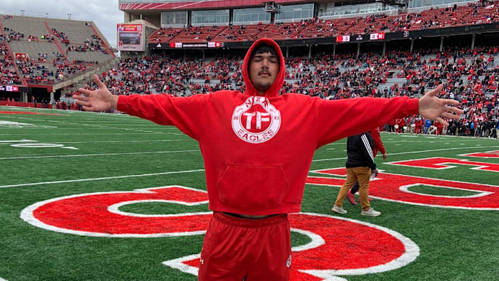 5-star offensive tackle Jackson Cantwell