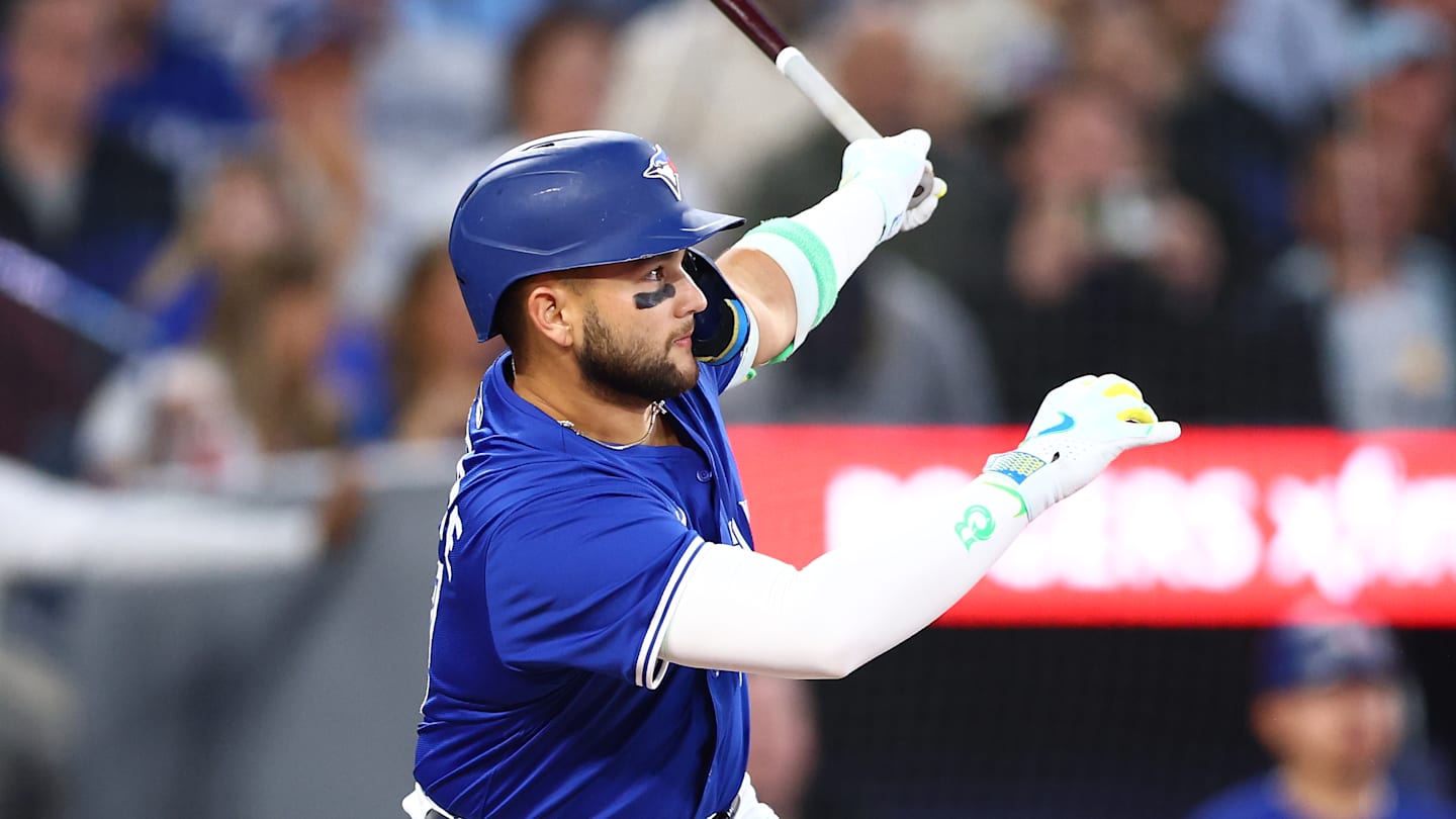 How Bo Bichette could upset Yankees and Phillies fans with a strong finish