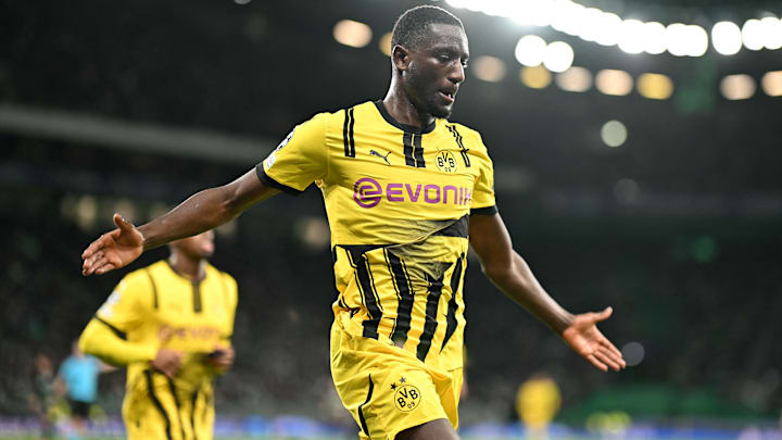 TOPSHOT-FBL-EUR-C1-SPORTING-DORTMUND