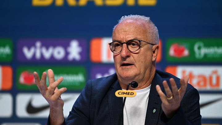 Dorival Júnior anunciou mudanças na escalação da Seleção Brasileira