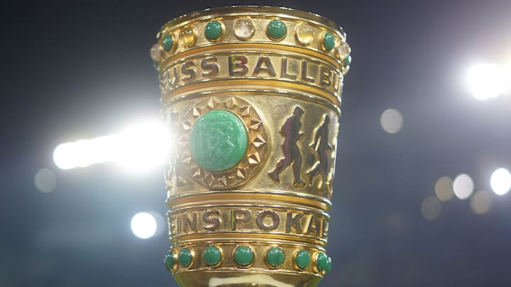 Arminia Bielefeld v SV Werder Bremen - DFB Pokal Arminia Bielefeld v SV Werder Bremen - DFB Pokal