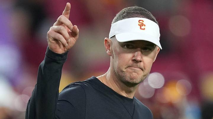 Sep 9, 2023; Los Angeles, California, USA; Southern California Trojans head coach Lincoln Riley gestures during the game against the Stanford Cardinal at United Airlines Field at Los Angeles Memorial Coliseum. Mandatory Credit: Kirby Lee-Imagn Images Sep 9, 2023; Los Angeles, California, USA; Southern California Trojans head coach Lincoln Riley gestures during the game against the Stanford Cardinal at United Airlines Field at Los Angeles Memorial Coliseum. Mandatory Credit: Kirby Lee-Imagn Images