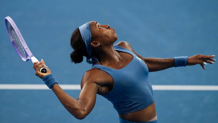 Aug 16, 2026; Mason, OH, USA; Coco Gauff (USA) serves against Liudmila Samsonova during the Cincinnati Open at Lindner Family Tennis Center. Mandatory Credit: Aaron Doster-Imagn Images Aug 16, 2026; Mason, OH, USA; Coco Gauff (USA) serves against Liudmila Samsonova during the Cincinnati Open at Lindner Family Tennis Center. Mandatory Credit: Aaron Doster-Imagn Images