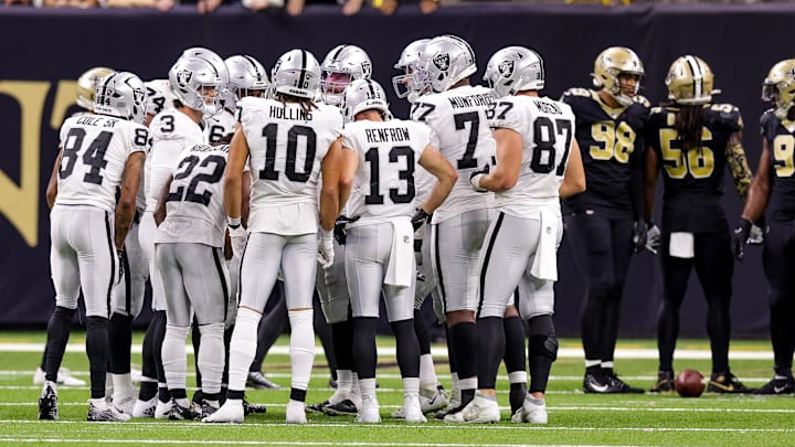 Oct 30, 2022; New Orleans, Louisiana, USA; Las Vegas Raiders quarterback Jarrett Stidham (3) calls a play in the huddle against the New Orleans Saints during the second half at Caesars Superdome. Mandatory Credit: Stephen Lew-Imagn Images Oct 30, 2022; New Orleans, Louisiana, USA; Las Vegas Raiders quarterback Jarrett Stidham (3) calls a play in the huddle against the New Orleans Saints during the second half at Caesars Superdome. Mandatory Credit: Stephen Lew-Imagn Images