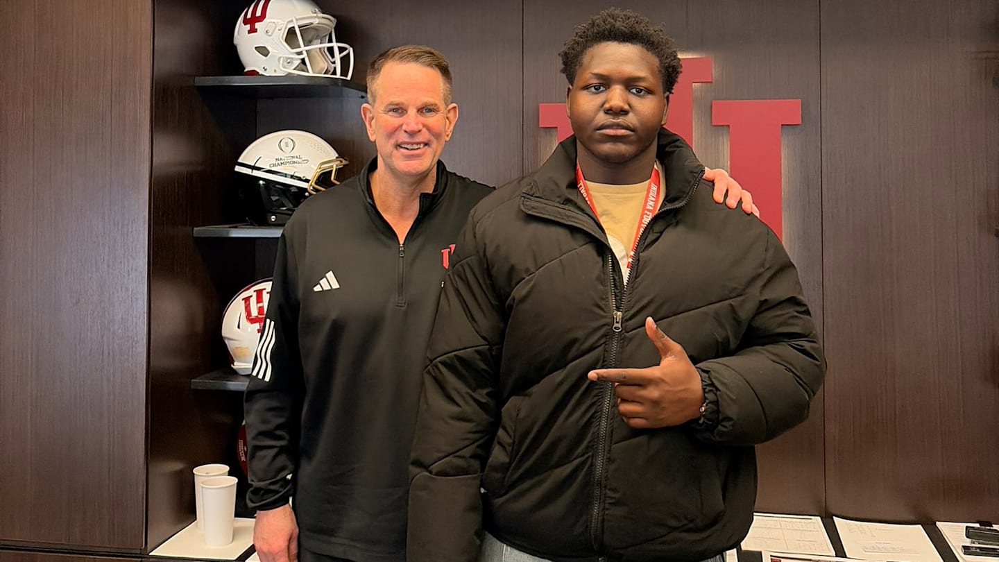 Like Old Days, Huskies Resume Hunt for Chicago Football Talent