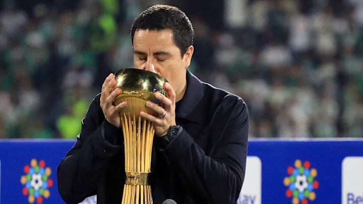 Con toda la prensa en contra, Efraín Juárez dio resultados positivos con el Atlético Nacional de Colombia