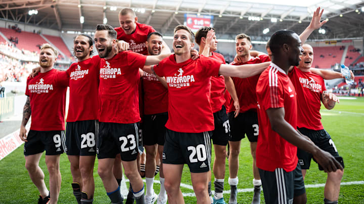 So sehen Sieger aus: Union Berlin hat in Freiburg einen sensationellen 4:1-Erfolg errungen 