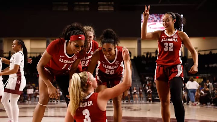 Alabama Forward Christabel Ezumah (1), Alabama Guard Karly Weathers (22), Alabama Guard Diana Collins (20), Alabama Forward Aaliyah Nye (32), and Alabama Guard Sarah Ashlee Barker (3) celebrates at Alabama A&M Event Center in Huntsville, AL on Thursday, Nov 7, 2024.