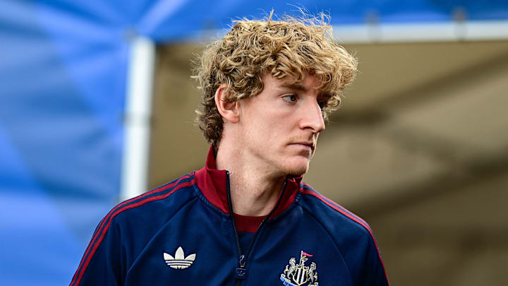 แอนโทนี กอร์ดอน จะย้ายไปที่ไหนในซัมเมอร์นี้? ทุกจุดหมายปลายทางที่เป็นไปได้ จัดอันดับแล้ว!