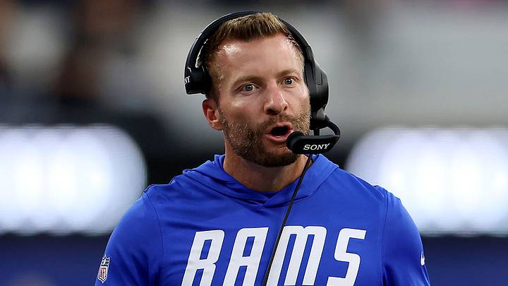 El coach de Los Angeles Rams, Sean McVay, ha buscado respuestas en medio del inicio de temporada de su equipo con un balance de 2-4. El coach de Los Angeles Rams, Sean McVay, ha buscado respuestas en medio del inicio de temporada de su equipo con un balance de 2-4.
