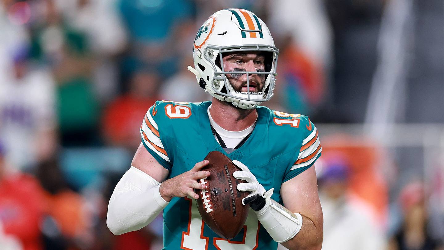 Updated Dolphins depth chart after Tua Tagovailoa lands on injured reserve