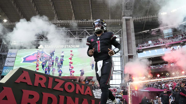 Arizona Cardinals quarterback Kyler Murray (1) is introduced before playing against the Seattle Seahawks at State Farm Stadium in Glendale on Dec. 8, 2024.
