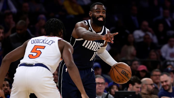 Dallas Mavericks v New York Knicks