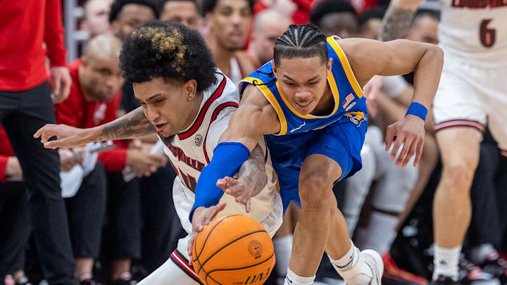 Pittsburgh v Louisville