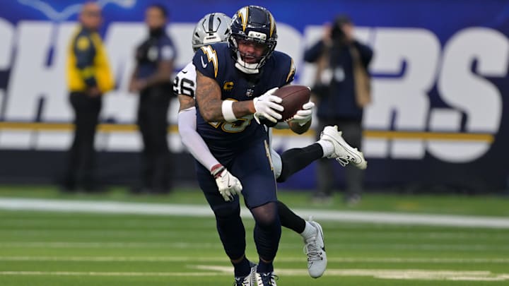 Nov 30, 2025; Inglewood, California, USA; Los Angeles Chargers wide receiver Keenan Allen (13) makes a catch against the Las Vegas Raiders during the first half at SoFi Stadium. Mandatory Credit: Jayne Kamin-Oncea-Imagn Images