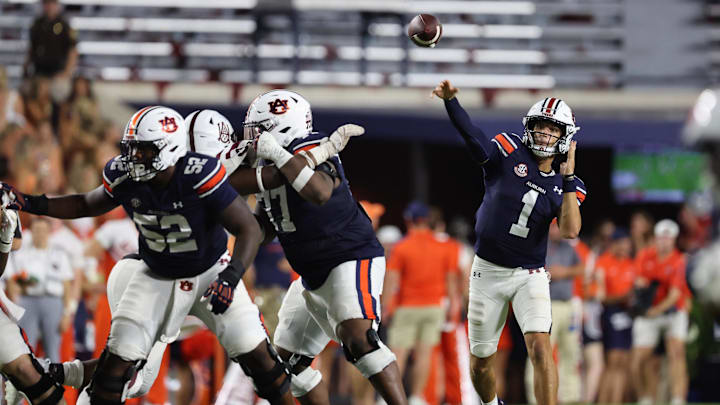 Auburn Tigers head coach Hugh Freeze expects quarterback Payton Thorne to help his offensive linemen with protection schemes. Auburn Tigers head coach Hugh Freeze expects quarterback Payton Thorne to help his offensive linemen with protection schemes.