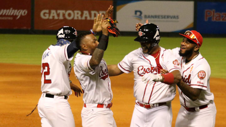 Leones del Escogido vuelve a medirse con Tigres del Licey 