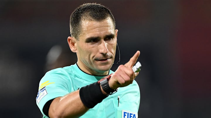 Bastien Dechepy est l'arbitre de Nantes - OM.