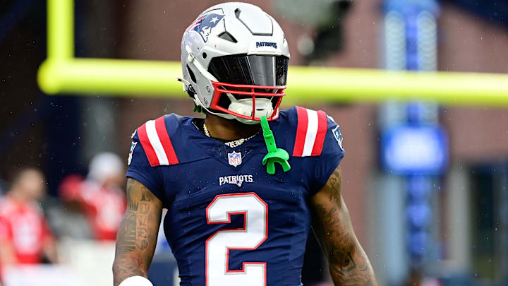 Sep 10, 2023; Foxborough, Massachusetts, USA; New England Patriots cornerback Jalen Mills (2) prepares for a game against the Philadelphia Eagles during the warm-up period at Gillette Stadium. Mandatory Credit: Eric Canha-USA TODAY Sports