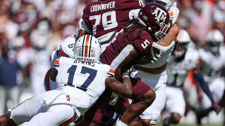 Auburn linebacker Xavier Atkins (17) picked up a top 100 spot in USA Today's list for the best players in the country.