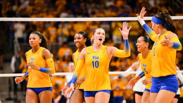Pitt Volleyball Celebrates Point Against Penn State