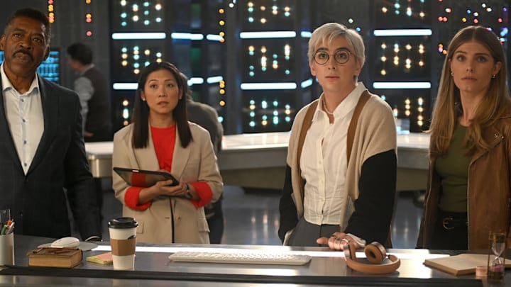 QUANTUM LEAP -- “Pilot” Episode Pilot -- Pictured: (l-r) Ernie Hudson as Herbert "Magic" Williams, Nanrisa Lee as Jenn, Mason Alexander Park as Ian, Caitlin Bassett as Addison -- (Photo by: Serguei Bachlakov/NBC)