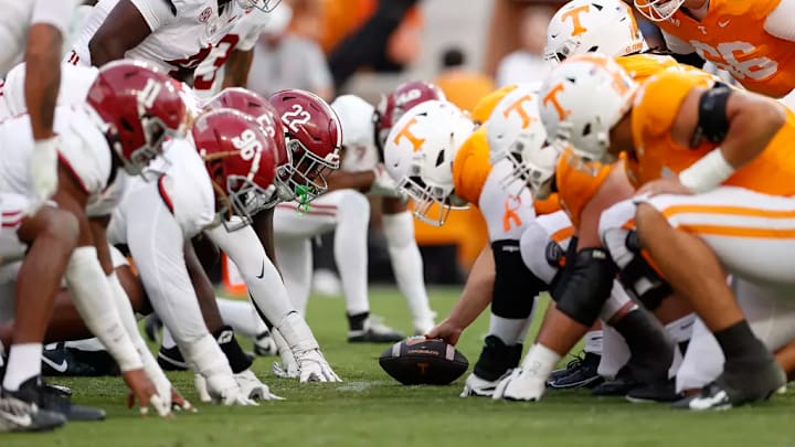 Defense lines up against Tennessee at Neyland Stadium in Knoxville, TN on Saturday, Oct 19, 2024.