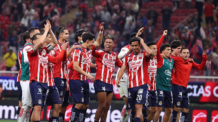 Las Chivas sumaron su sexta victoria consecutiva al vencer al América y se mantienen como líderes del Clausura 2026.