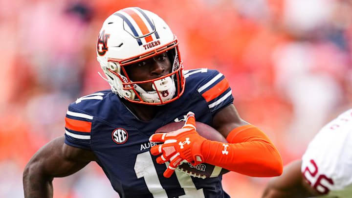 Auburn Tigers freshman wide receiver Malcolm Simmons had four catches for 61 yards and a touchdown in a loss to the Oklahoma Sooners