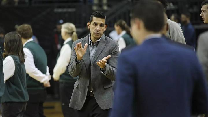 Mike Mennenga comes to the UW after 12 years with Oregon basketball. Mike Mennenga comes to the UW after 12 years with Oregon basketball.